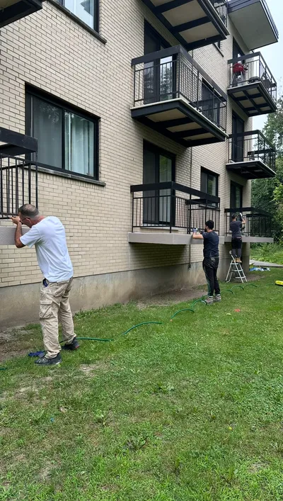 Projet extérieur par Painting & Drywall Experts Ottawa